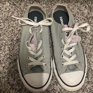 Converse Size 2 US